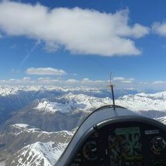 Flugwegposition um 13:24:42: Aufgenommen in der Nähe von 39024 Mals, Südtirol, Italien in 3800 Meter